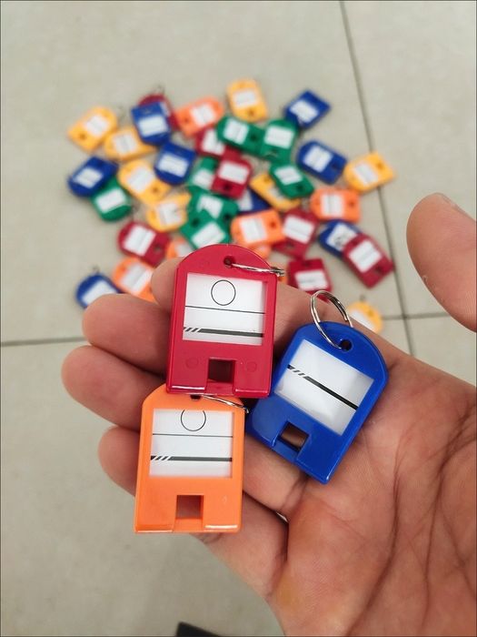 Брилок для ключей с записью 5 цветов