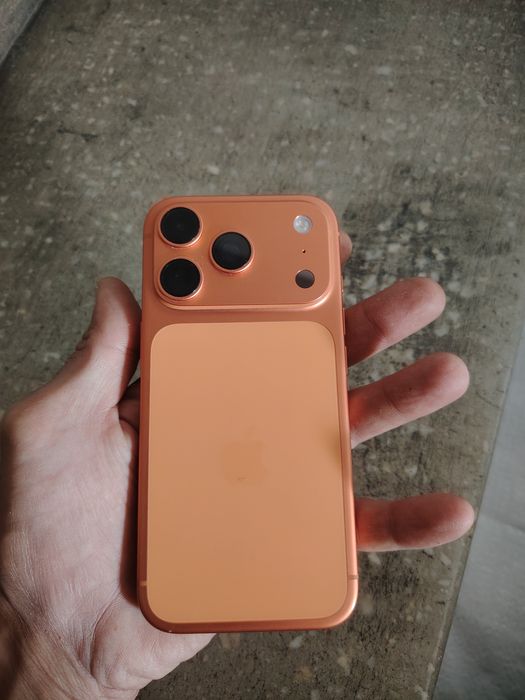 iPhone 17 pro  256 GB