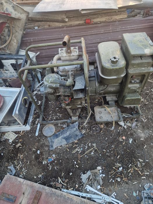 Генератор 220- 380в  ваенный