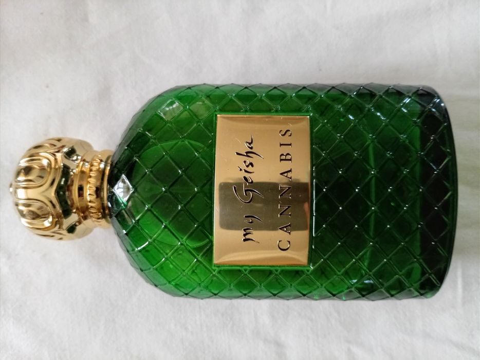 Parfum my geisha cannabis