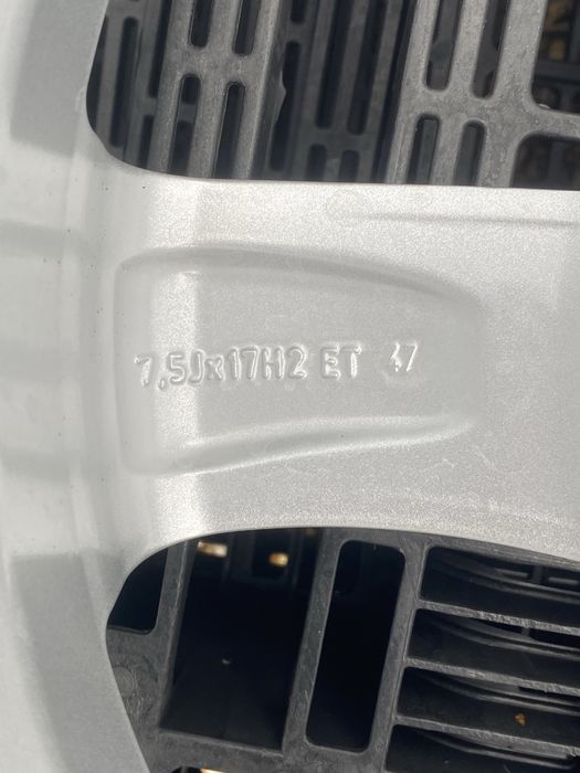 17 цола 5 х 114.3 мм , Киa , Мазда , Хюндай , Тойота