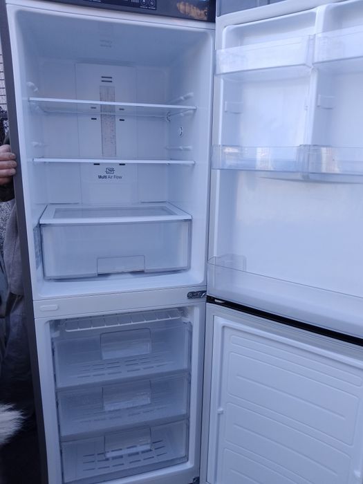 Продам холодильник