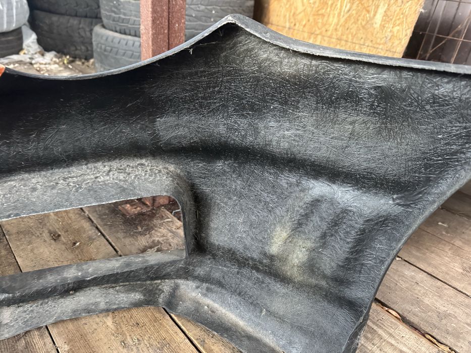 Продам Бампер от Мерседес 211