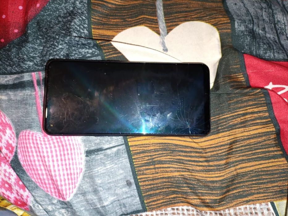 Продам ОРРО А74 .