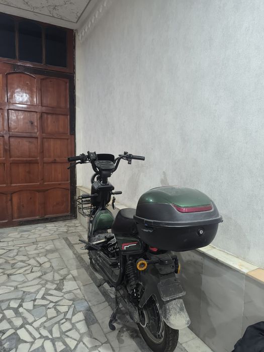 Mini sukutr 1200kl yurgan ideal narxi keliwamiz