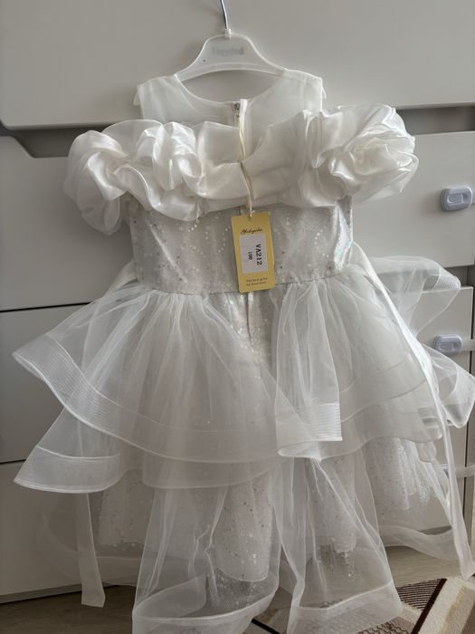 Платье праздничное детское размер 100