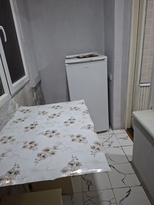 Сдается 1-комнатная квартира на кадышева бывшее общежитие