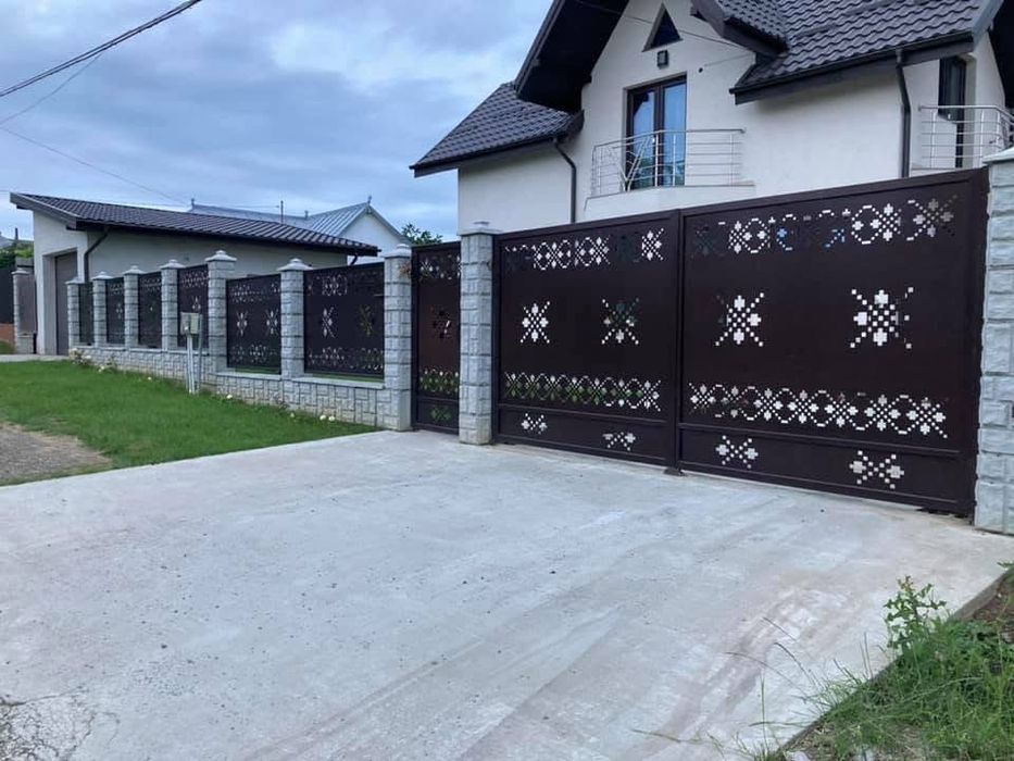 Boltari amprentati pentru gard. Gard din beton
