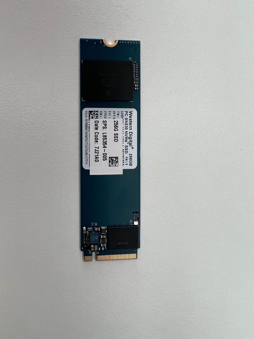 SSD Samsung и Western Digital 256GB