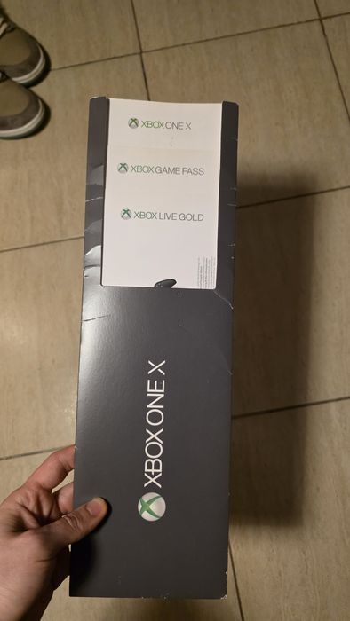XBOX One X 1TB impecabil