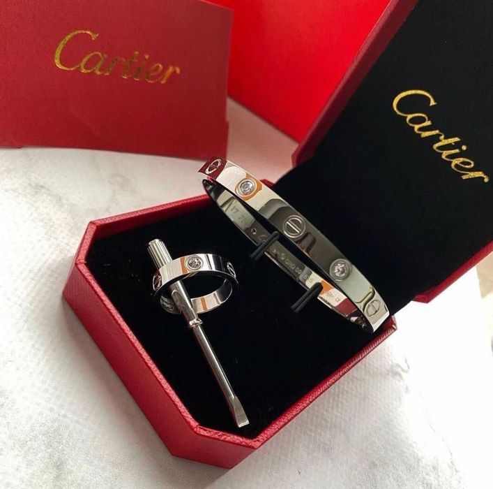 Brățară Cartier LOVE 21 White Gold 22K Diamond