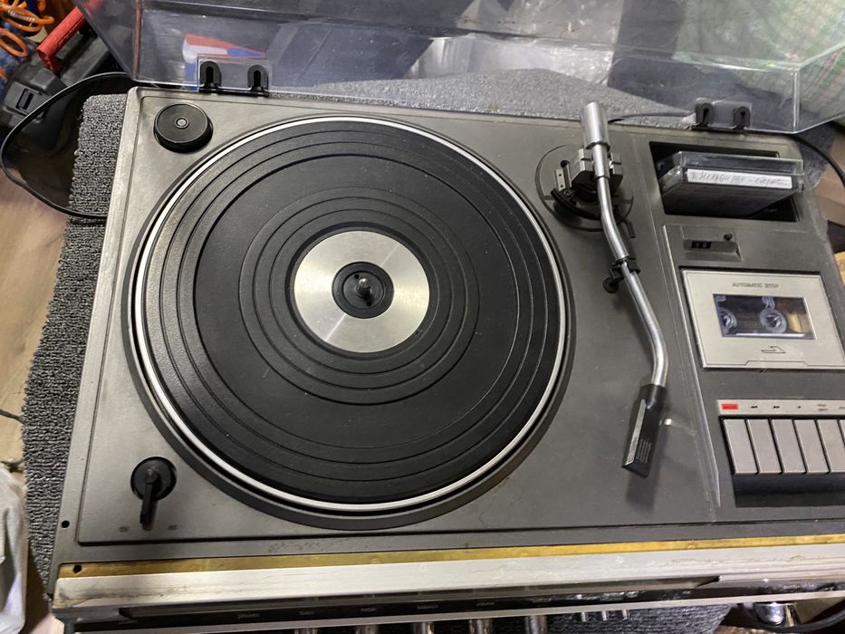 Грамофон Sharp ретро