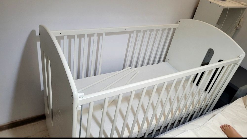 Pătuț bebe (Ideal Bebe)