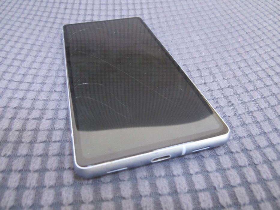 Google Pixel 7a телефон