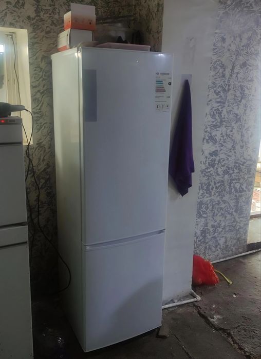 Продаётся домашний холодильник