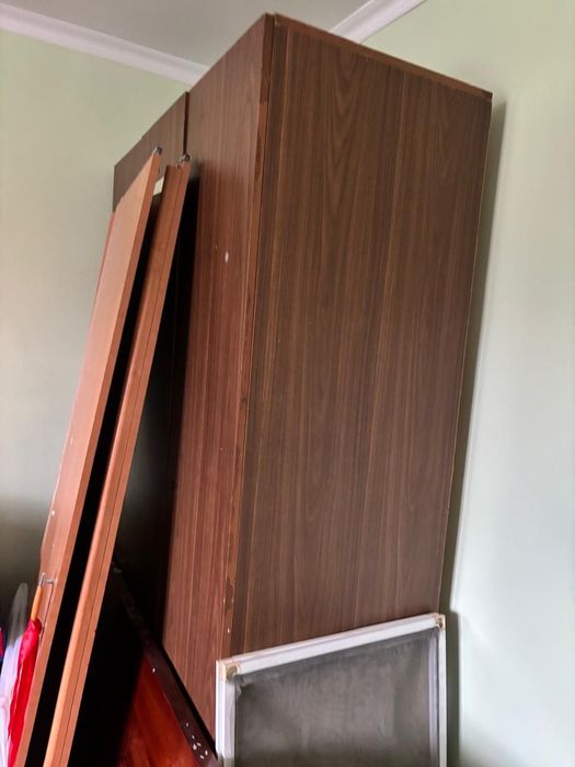 Продам б/у шкафы