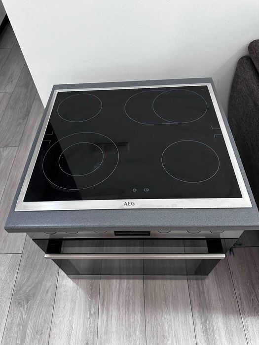 Aragaz electric AEG
