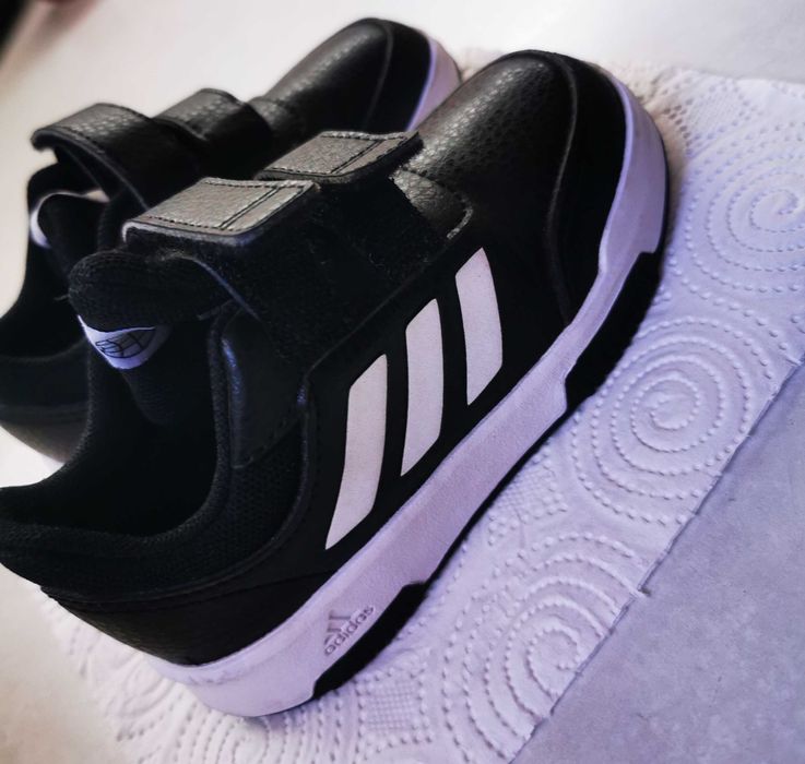 Маратонки Адидас