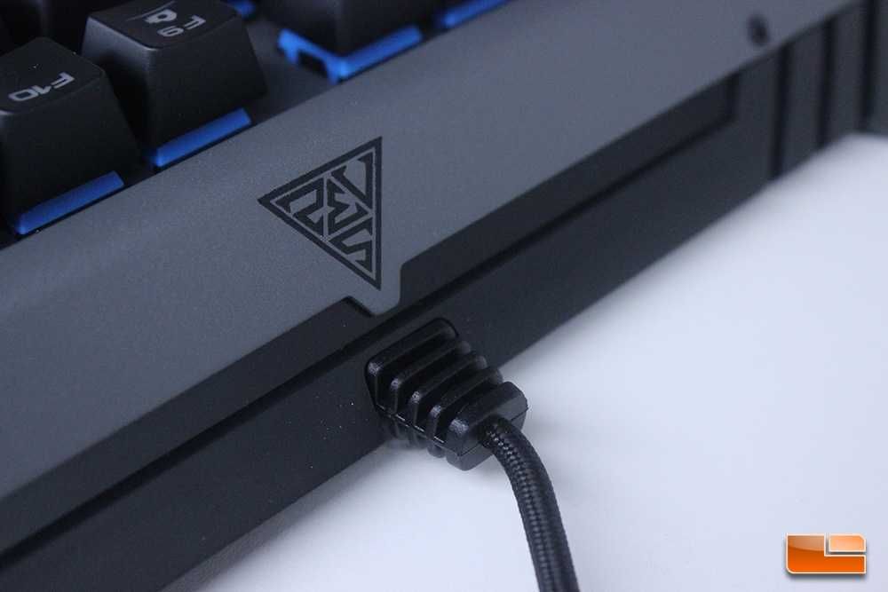 Tastatura mecanica Gamdias Hermes P2 RGB cu switch-uri optice