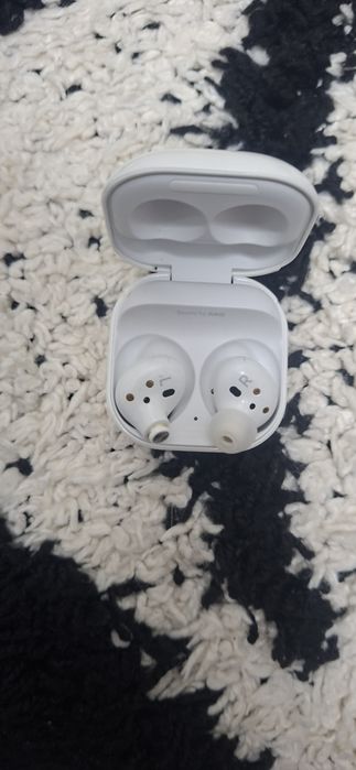 Samsung Galaxy Buds 2  наушники