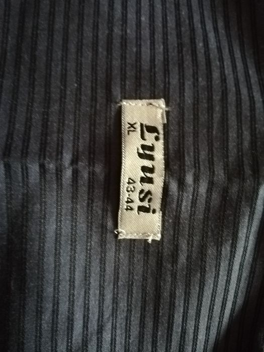 Два чифта мъжки спортни панталона и риза