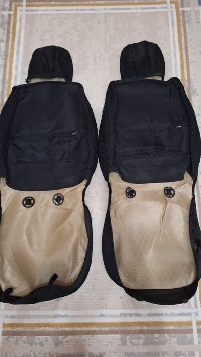 Продам чехлы хорошый