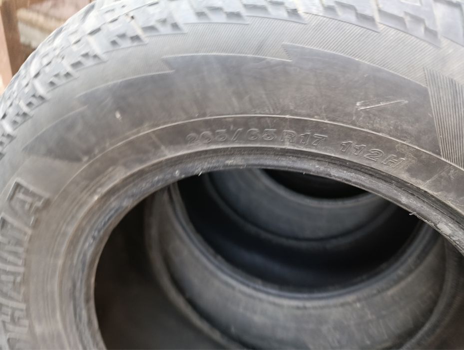 Продам Шины на прадо