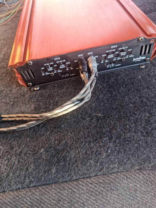 Продам усилитель