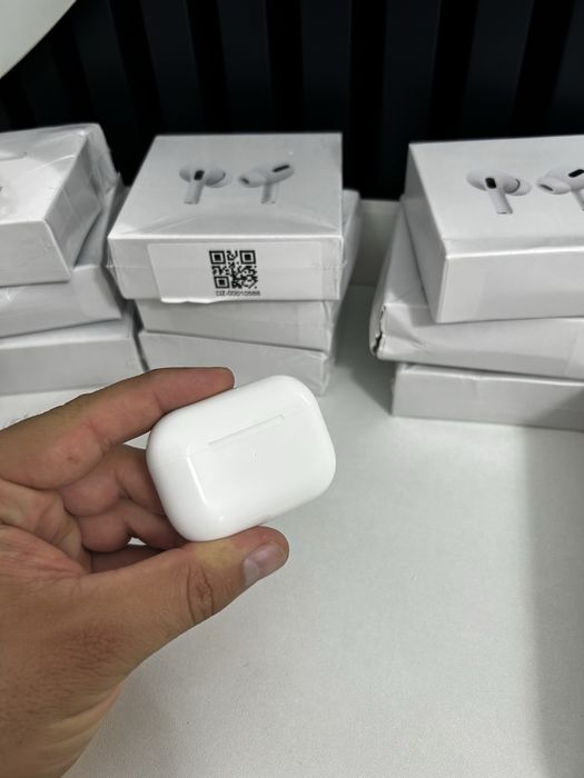 AirPods Pro – noi, sigilate – 150 lei