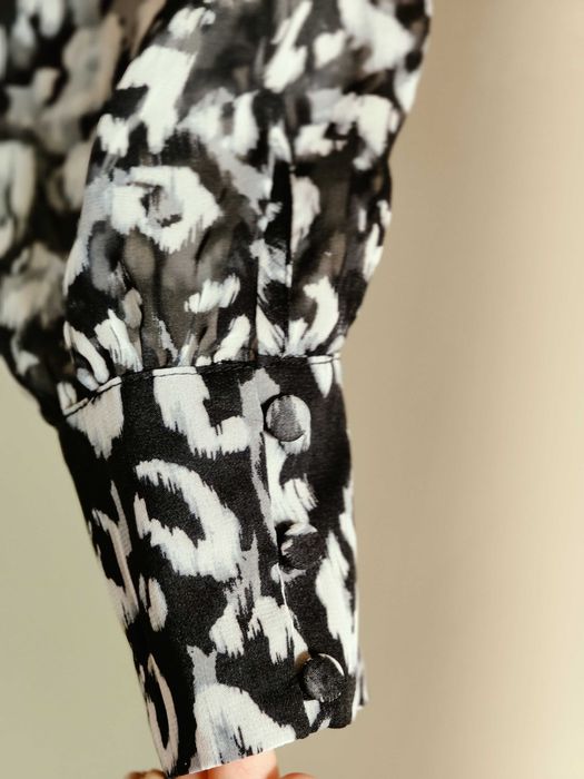 Нова блуза Karen Millen