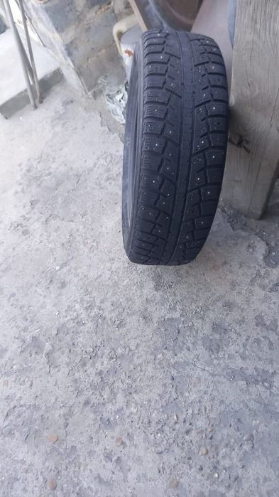 Продам зимние шины