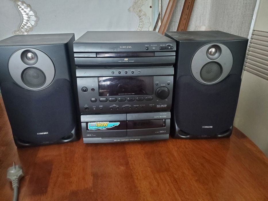 SAMSUNG музыкальный центр
