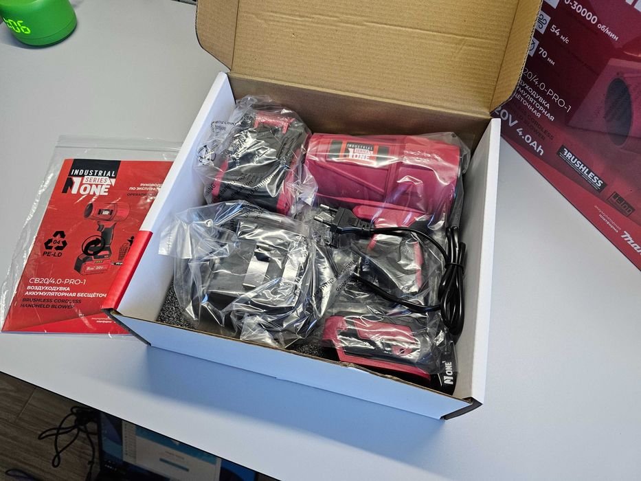 ПРОДАМ Number ONE CB20/4.0 PRO Воздуходувка ТурбоФен (Аккумуляторная).