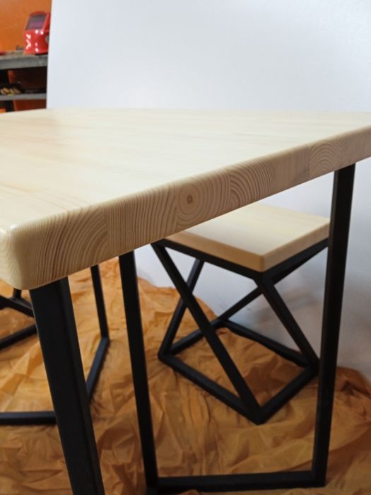 Комплект, стол и стулья