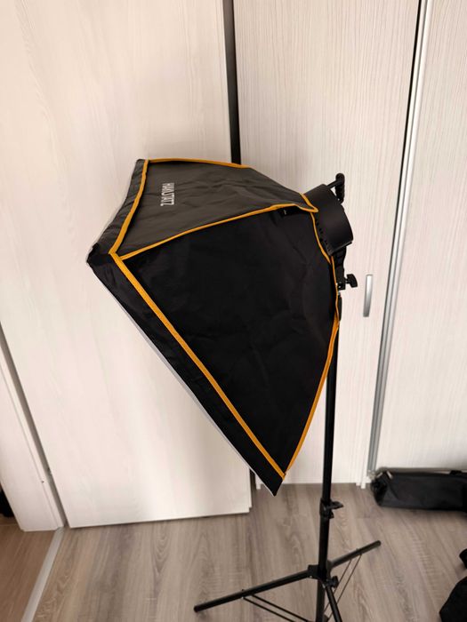 Kit 2 Lampi LED 45W Daylight cu Stative si Softboxuri - podcast