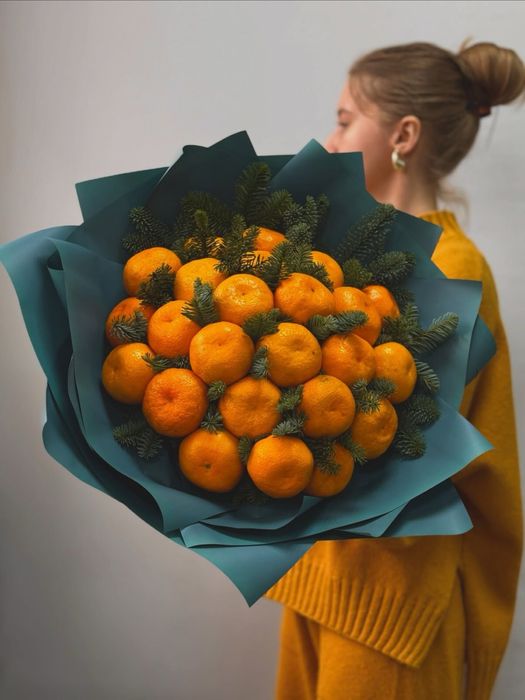 Свежий букет из мандаринов