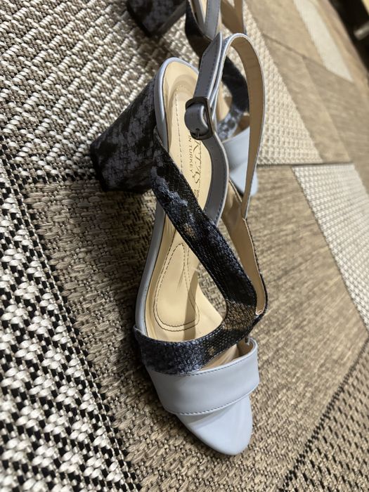 Женская обувь в отличном состоянии