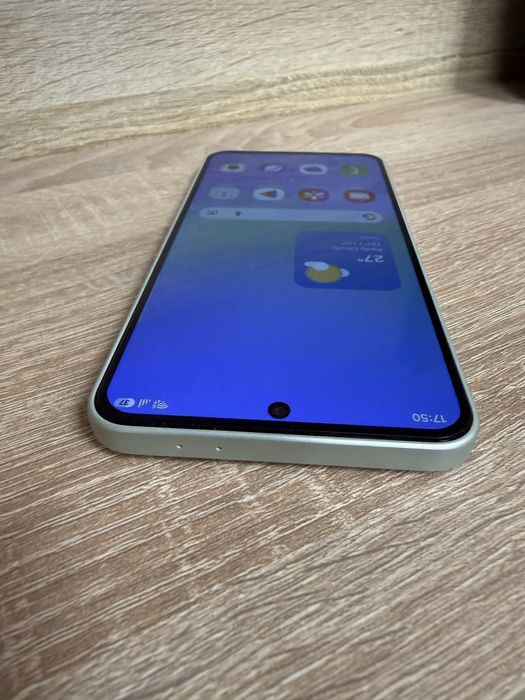 Samsung Galaxy A36 5G • 6/128GB