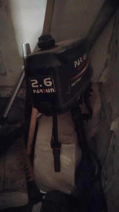 Лодка с матором 2.6 обьем матора