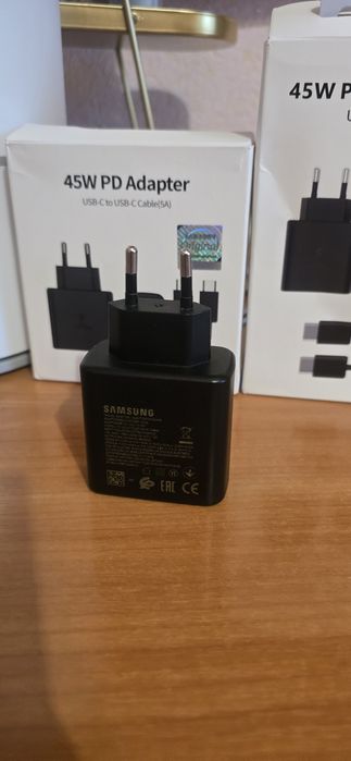 Продам оригинальный адаптер Samsung