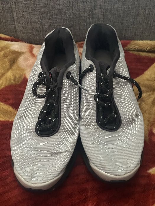 adidasi nike  marimea 39