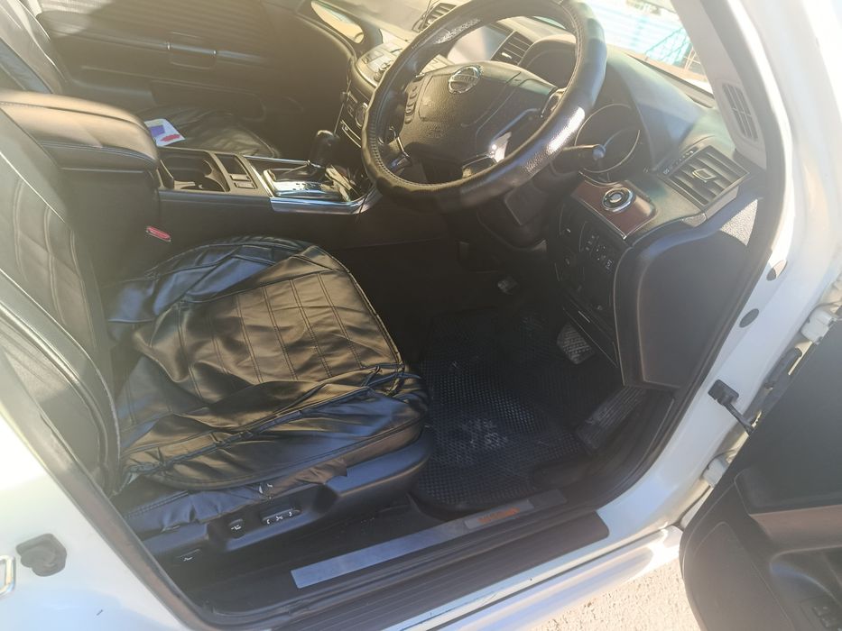 Продам ниссан Фуга