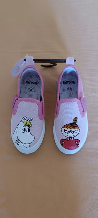 Нови красиви кецове за момиче номер 25