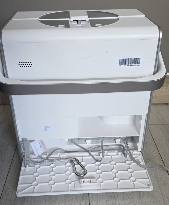 Робот прахосмукачка за прозорци Ecovacs W2