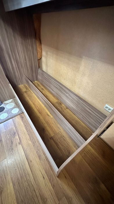 Двухъярусная кровать