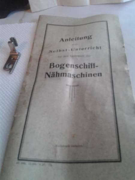 Продавам ръчна шевна машина КЬОЛЕР-1942г