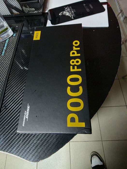 Poco f8  pro 12gb Ram 256