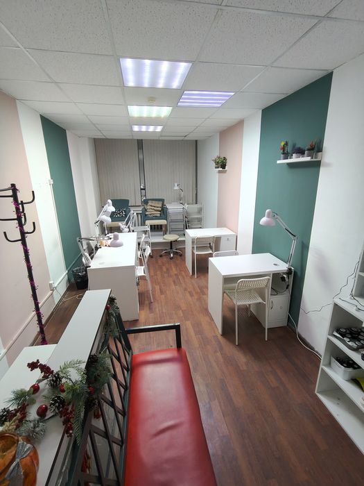 Продам всю мебель для маникюра