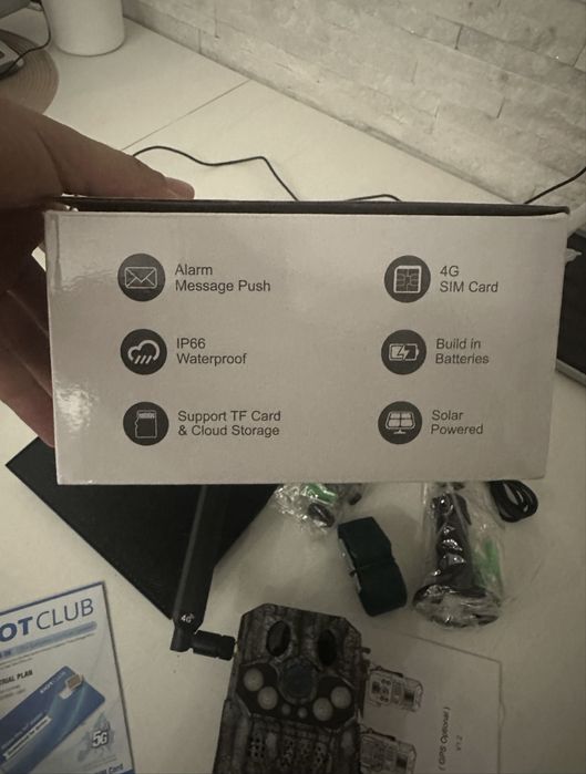 Camera video 4G cu SIM si GPS supraveghere padure panou solar vanatoare