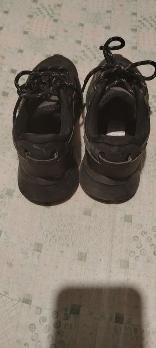 Марков и детцки обувки за момче и момиче